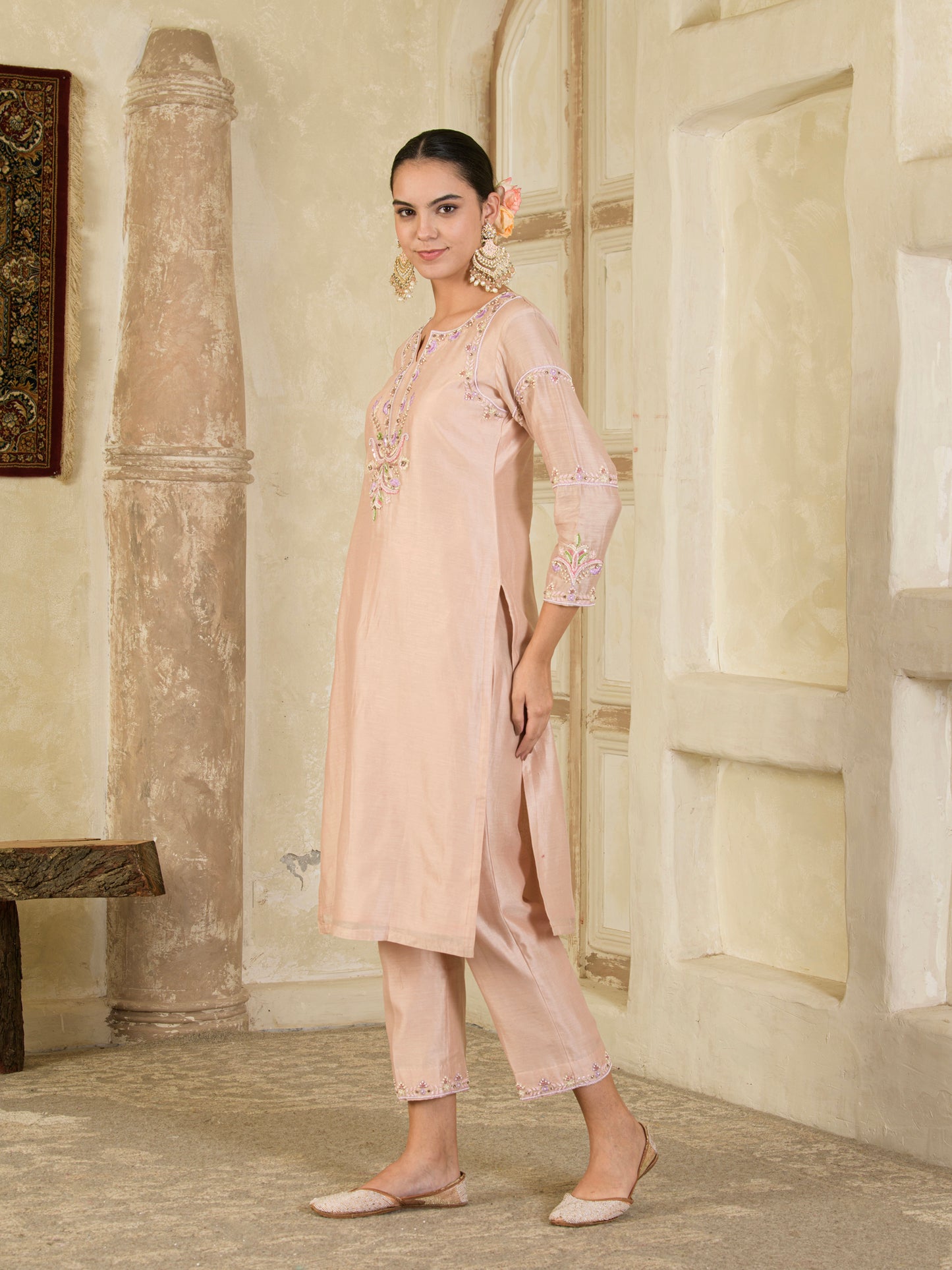 Beige & Purple Hand Embroidered Chanderi Kurta Set ( Set of 3 )