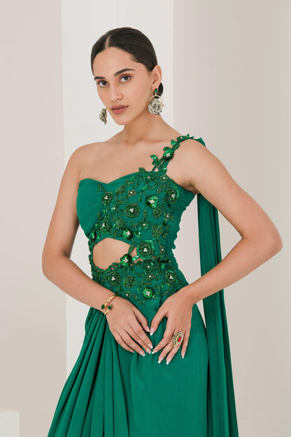 Designer_Bottle_Green_Hand_Embroidered_Pre_Stitched_Saree side view