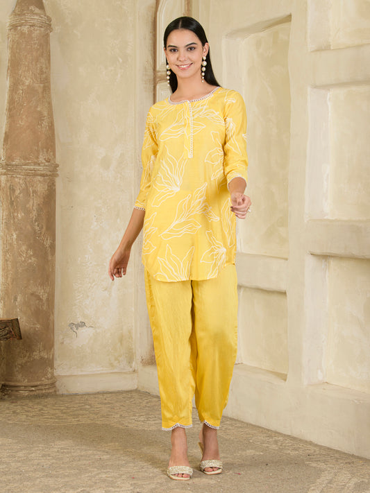 Yellow Embroidered Chanderi Co-ord ( Set of 2 )