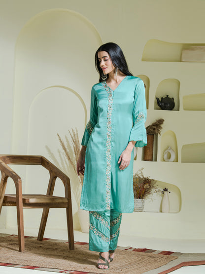 Sea Green Hand Embroidered Three Piece Kurta set (Set of 3)